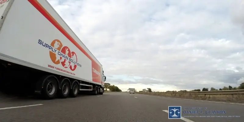 2 big rigs involved in fatal tennessee collision